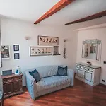 Casina Blumare In A Few Steps From The Sea