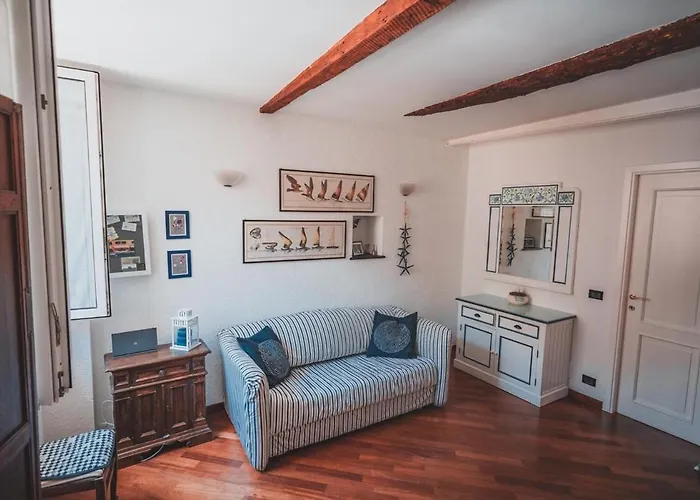 Casina Blumare In A Few Steps From The Sea