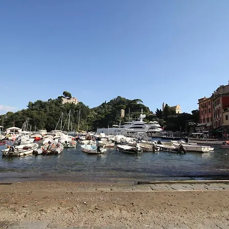 Casina Blumare In A Few Steps From The Sea Apartment