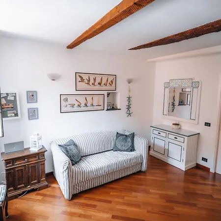 Casina Blumare In A Few Steps From The Sea