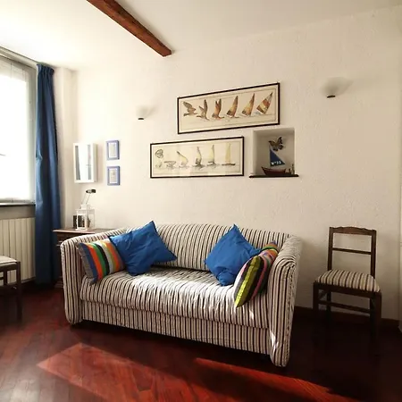 Casina Blumare In A Few Steps From The Sea Appartement *